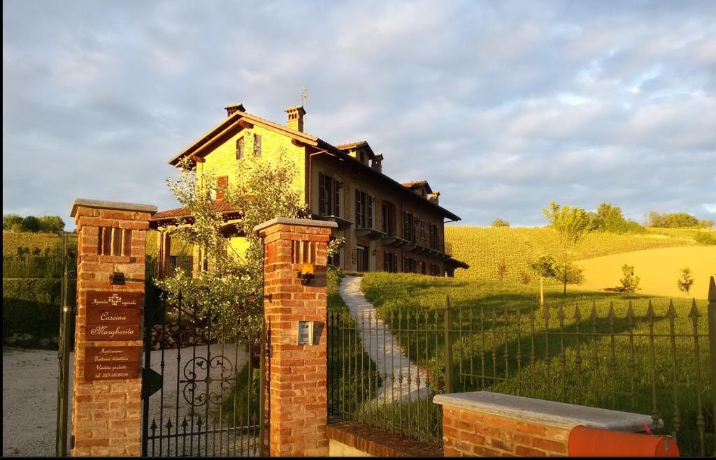 Azienda Agricola Cascina Margherita Villa San Damiano dʼAsti Екстериор снимка